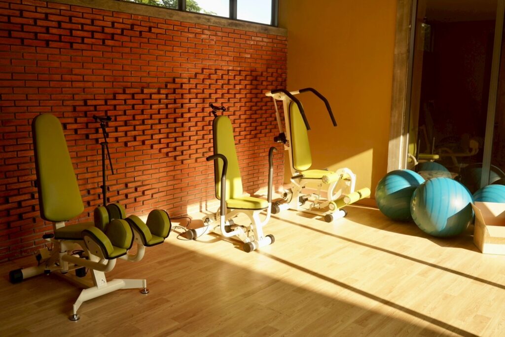 silver skill gym สวนสุขภาพอรุณสหคลินิก